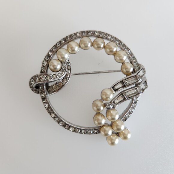 1930-40- S MAZER BROS SIGNED VINTAGE ROUND BROOCH DECORATED WITH FAUX PEARLS. - Picture 2 of 6